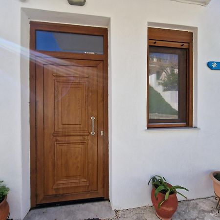 Skopelos House Nikols Apartment Loutraki  Exterior photo